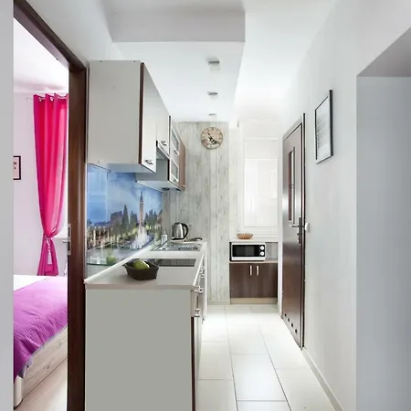 Center - Old Town Апартаменты *